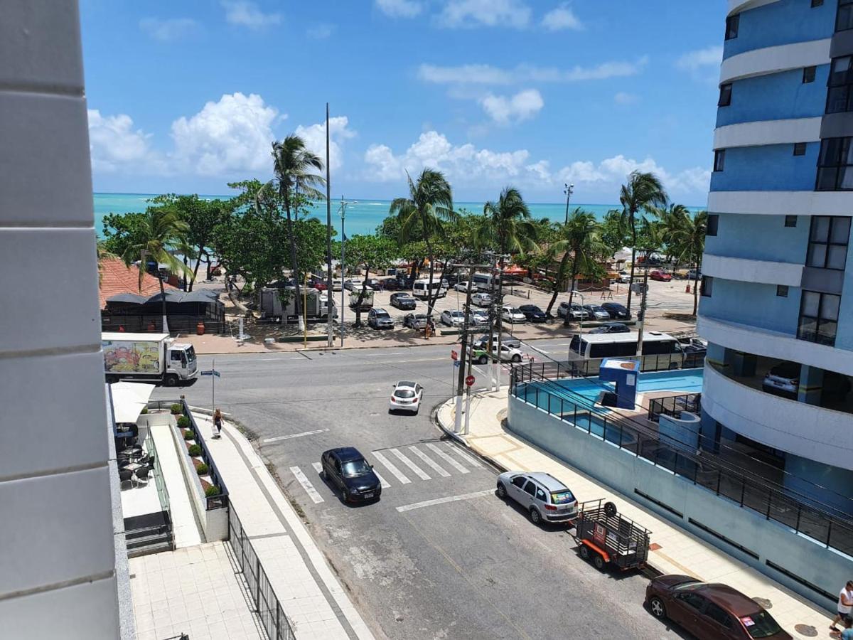 Na Beira Mar De Pajucara- Edif Neo- Apartamento Quarto E Sala- Tem Varanda - Vista Lateral Do Mar- Rua Julio Plech Filho 60 Esquina Com Avenida Doutor Antonio Gouveia - Consumo Eletrico E Pago No Ckeck-Out 1Kwh E 1,35 Reias Maceio  Bagian luar foto