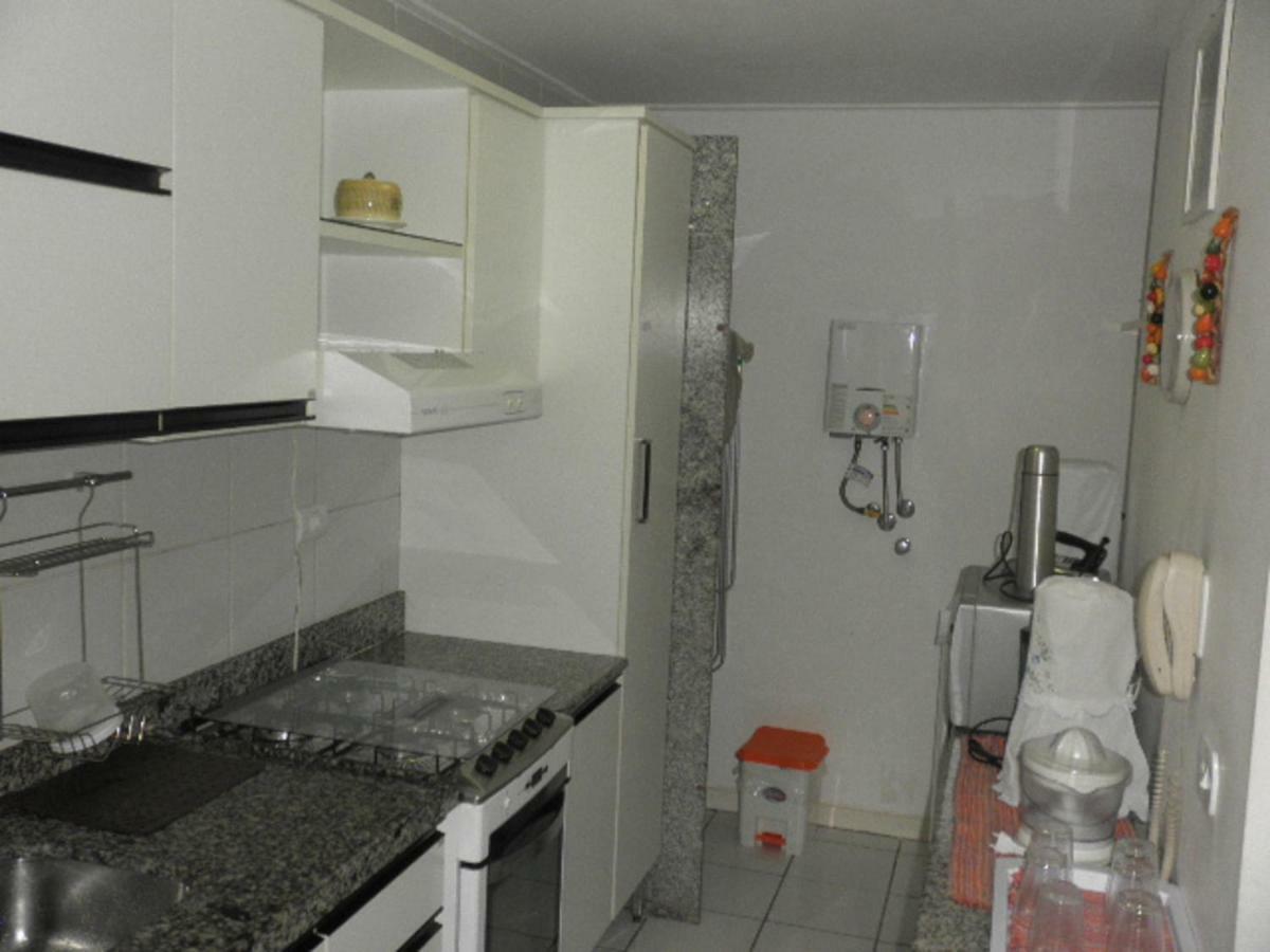 Na Beira Mar De Pajucara- Edif Neo- Apartamento Quarto E Sala- Tem Varanda - Vista Lateral Do Mar- Rua Julio Plech Filho 60 Esquina Com Avenida Doutor Antonio Gouveia - Consumo Eletrico E Pago No Ckeck-Out 1Kwh E 1,35 Reias Maceio  Bagian luar foto
