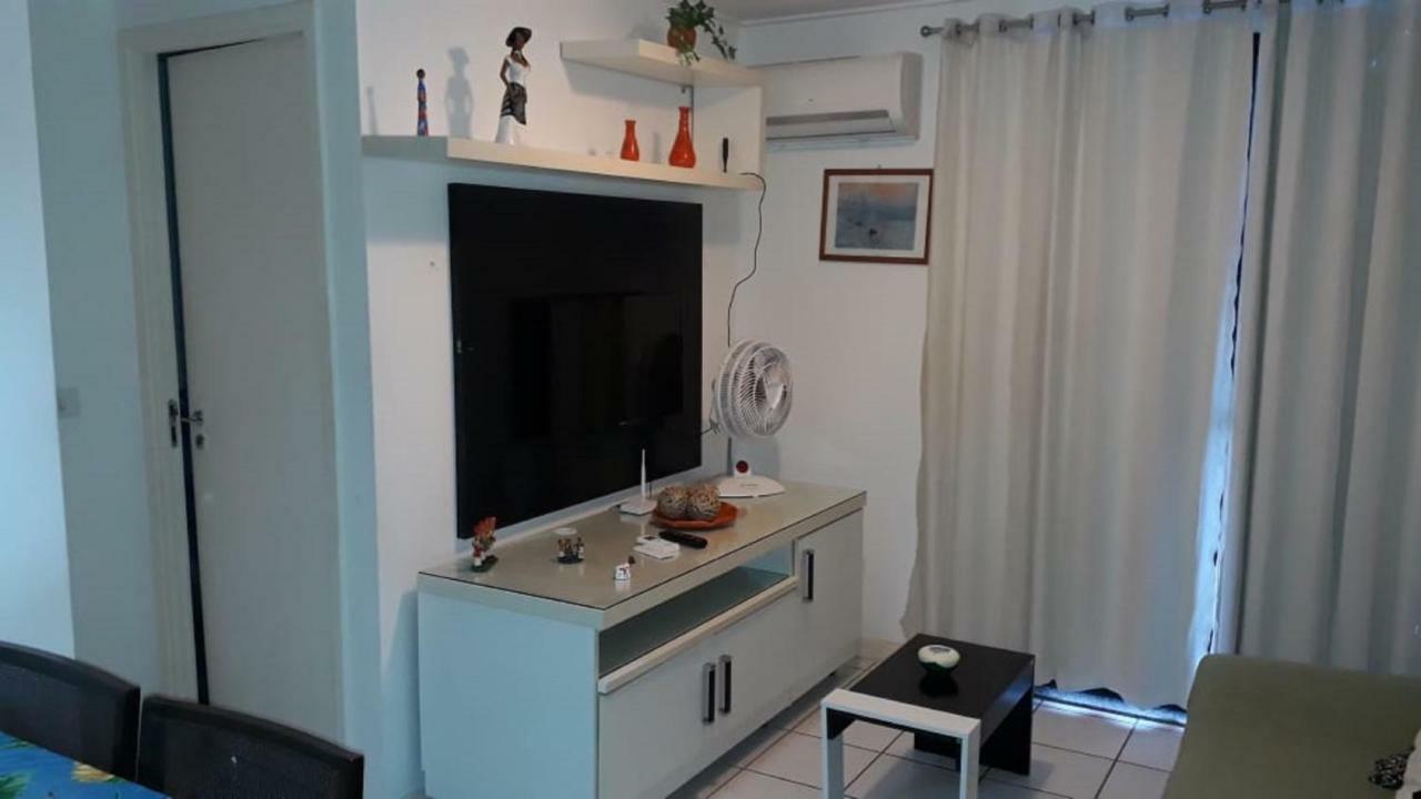 Na Beira Mar De Pajucara- Edif Neo- Apartamento Quarto E Sala- Tem Varanda - Vista Lateral Do Mar- Rua Julio Plech Filho 60 Esquina Com Avenida Doutor Antonio Gouveia - Consumo Eletrico E Pago No Ckeck-Out 1Kwh E 1,35 Reias Maceio  Bagian luar foto