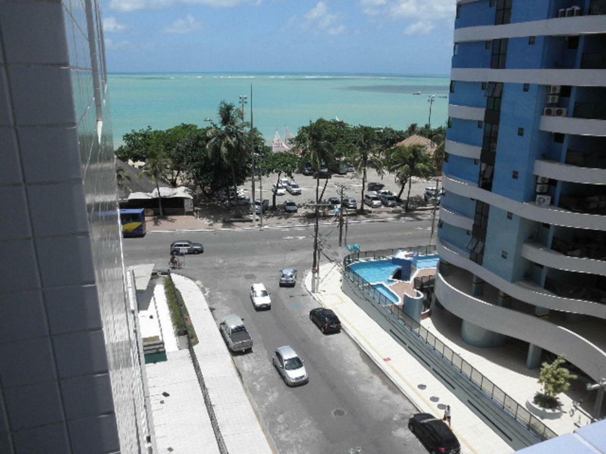 Na Beira Mar De Pajucara- Edif Neo- Apartamento Quarto E Sala- Tem Varanda - Vista Lateral Do Mar- Rua Julio Plech Filho 60 Esquina Com Avenida Doutor Antonio Gouveia - Consumo Eletrico E Pago No Ckeck-Out 1Kwh E 1,35 Reias Maceio  Bagian luar foto